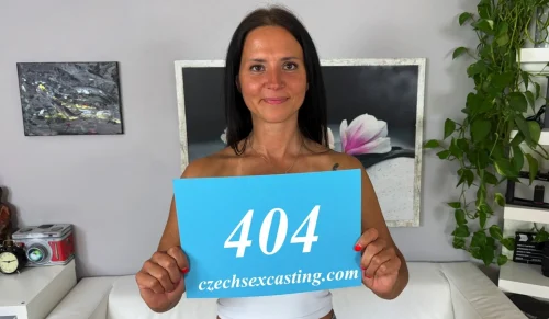 Sexy milf wanted shoot her very first casting video – Moly