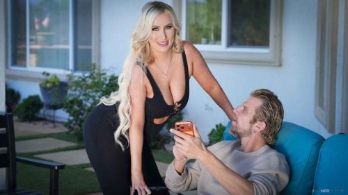 Mini Photoshoot – Tiffani Madison