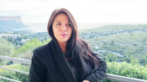 Vicky, 40 years old, two tails to start the year off right