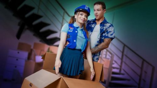 “Why Did You Order a Sex Doll That Looks Like Me?!” Little Mailwoman Gets a Big Package – Selina Imai