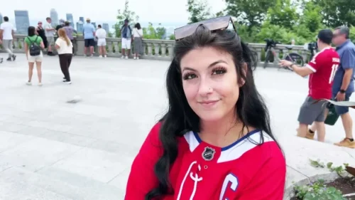 Mia, 31 years old, a very cheeky and uninhibited Quebecois woman